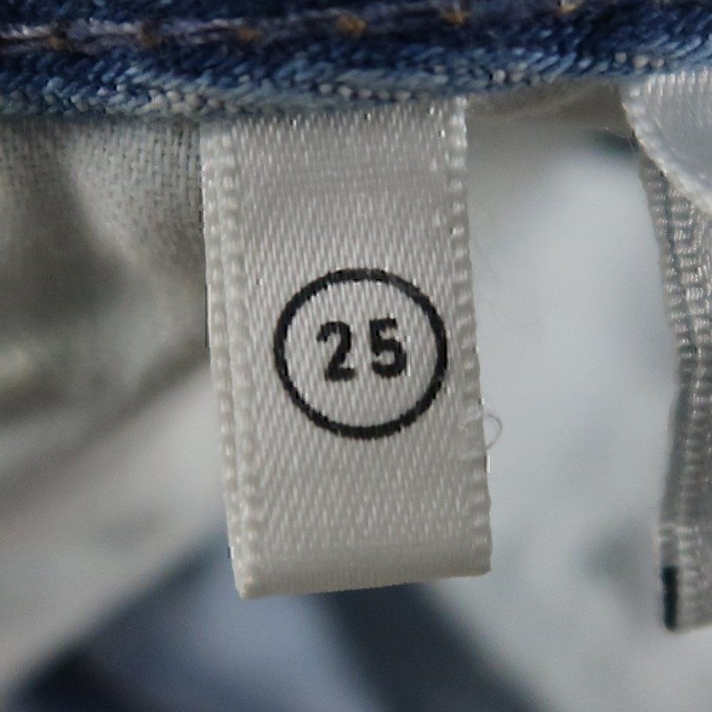 GRLFRND HELENA TAINTED LOVE DISTRESSED CUT OFF BUTTON FLY BLUE JEANS SIZE 25 - Picture 4 of 9